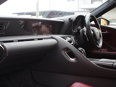 2017 Lexus LC photo 33