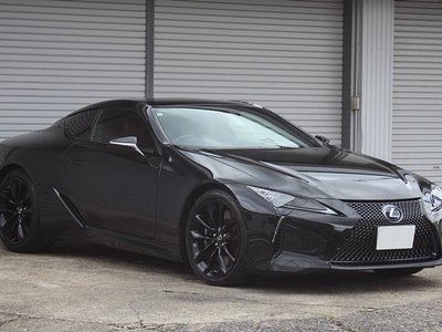 2017 Lexus LC photo 2