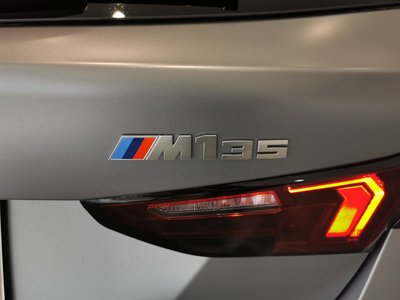 2025 BMW 1 SERIES — миниатюра 16