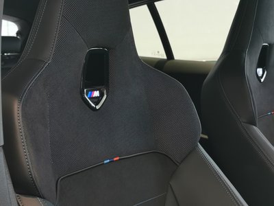 2025 BMW 1 SERIES — миниатюра 40