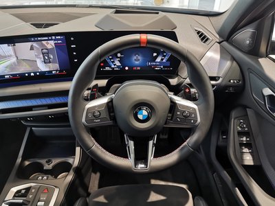 2025 BMW 1 SERIES — миниатюра 44