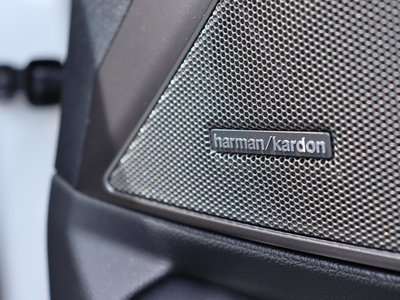 2021 BMW M3 SEDAN — миниатюра 16