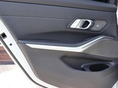 2021 BMW M3 SEDAN — миниатюра 30