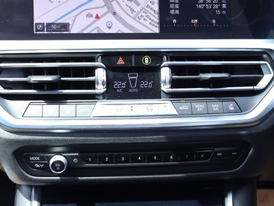 2021 BMW M3 SEDAN — миниатюра 13