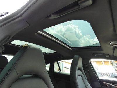 2018 Porsche PANAMERA — миниатюра 9