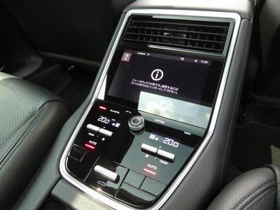 2018 Porsche PANAMERA — миниатюра 8
