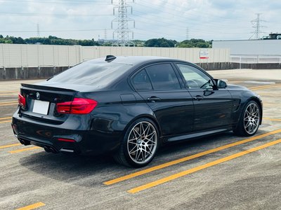 2017 BMW M3 SEDAN — миниатюра 8