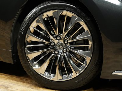 2023 Lexus LS thumbnail 50