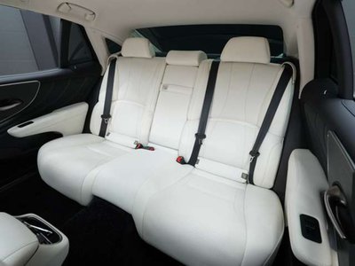 2023 Lexus LS thumbnail 86