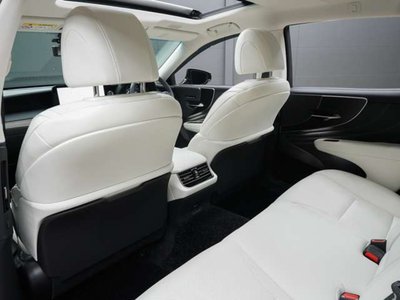 2023 Lexus LS thumbnail 84