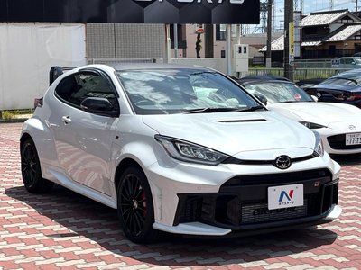 2025 Toyota GR YARIS photo 16