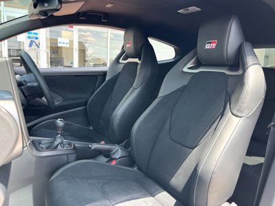 صورة مصغرة 41 لـ 2025 Toyota GR YARIS