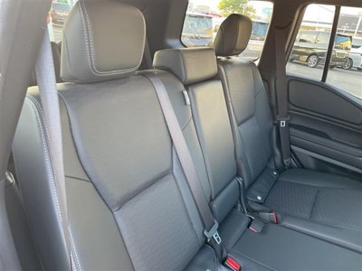 صورة 8 لـ 2024 Toyota LAND CRUISER 250