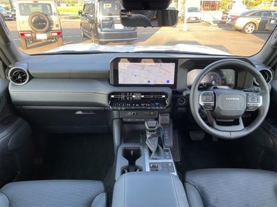 صورة 42 لـ 2024 Toyota LAND CRUISER 250
