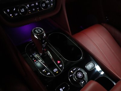 2018 Bentley BENTAYGA — фото 35