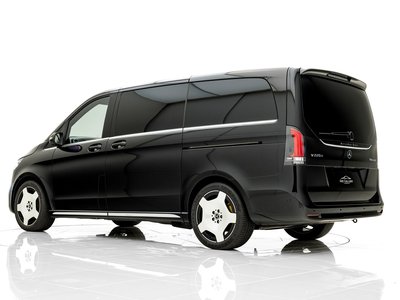 2024 Mercedes-BENZ V-CLASS photo 5