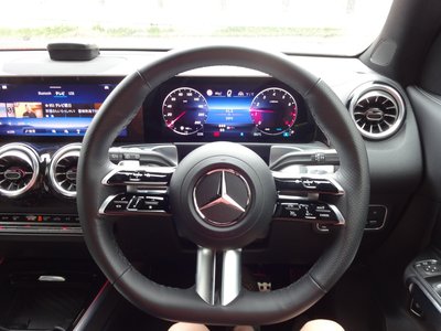 2025 Mercedes-BENZ GLB 缩略图 8