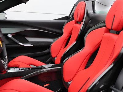صورة 5 لـ 2025 Ferrari 296 GTS