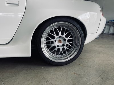 1988 Porsche 928 照片 39