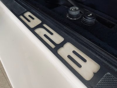 1988 Porsche 928 照片 43