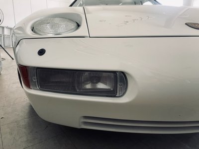 1988 Porsche 928 照片 36