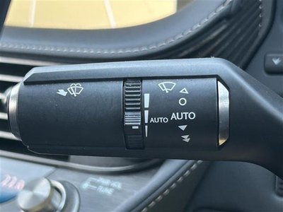 2017 Lexus LS thumbnail 26