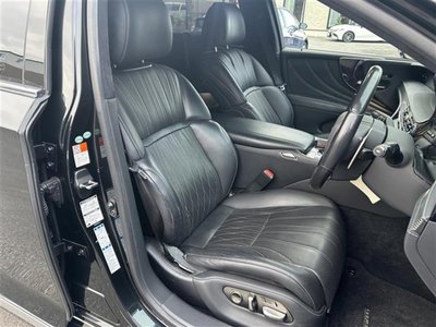 2017 Lexus LS photo 13