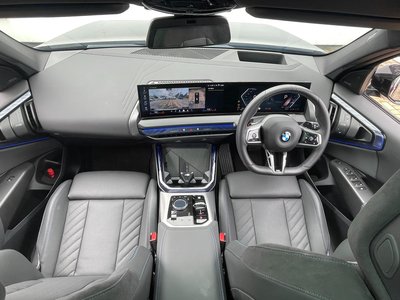 2025 BMW X3 photo 2
