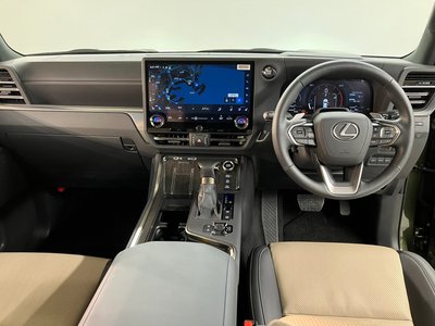 2025 Lexus GX 照片 8