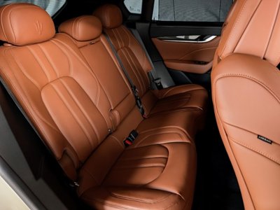 2021 Maserati LEVANTE — миниатюра 14
