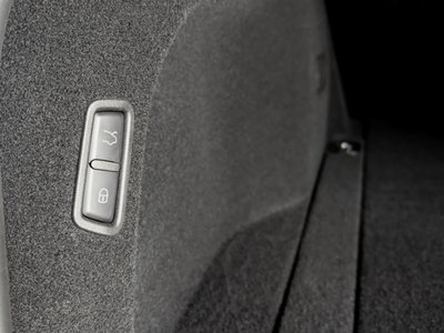 2021 Maserati LEVANTE — миниатюра 39