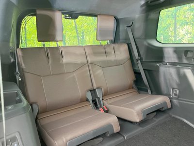 صورة 10 لـ 2024 Toyota LAND CRUISER 250