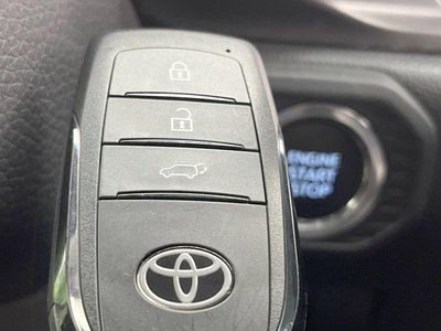 صورة 62 لـ 2024 Toyota LAND CRUISER 250
