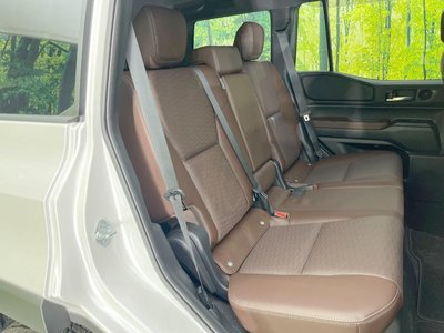 صورة 9 لـ 2024 Toyota LAND CRUISER 250