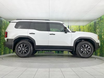 صورة 40 لـ 2024 Toyota LAND CRUISER 250