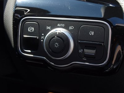 2025 Mercedes-BENZ CLA thumbnail 28