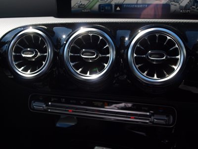2025 Mercedes-BENZ CLA thumbnail 41