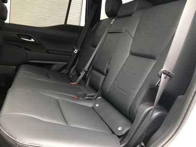 صورة 61 لـ 2025 Lexus GX