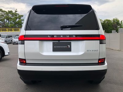 صورة 73 لـ 2025 Lexus GX