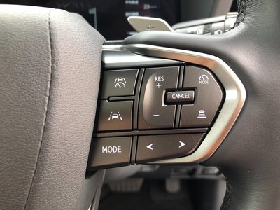 صورة 38 لـ 2025 Lexus GX