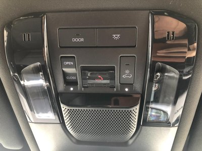 صورة 34 لـ 2025 Lexus GX