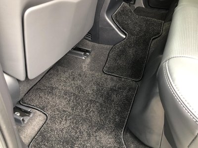 صورة 45 لـ 2025 Lexus GX