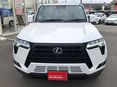 صورة 67 لـ 2025 Lexus GX