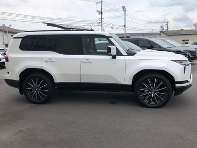 صورة 71 لـ 2025 Lexus GX