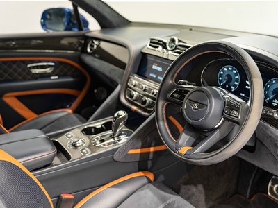 2022 Bentley BENTAYGA — миниатюра 18