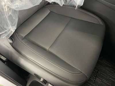 صورة 48 لـ 2025 Toyota ALPHARD