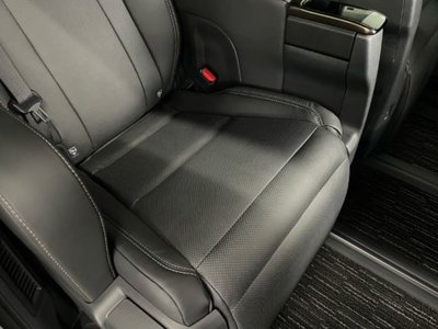 صورة 57 لـ 2025 Toyota ALPHARD