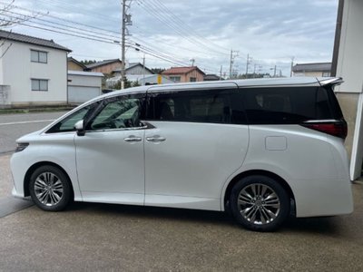 صورة 12 لـ 2025 Toyota ALPHARD