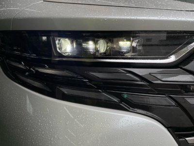 صورة 16 لـ 2025 Toyota ALPHARD