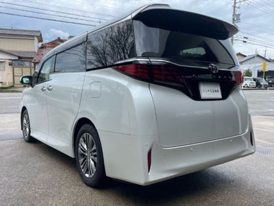 صورة 15 لـ 2025 Toyota ALPHARD
